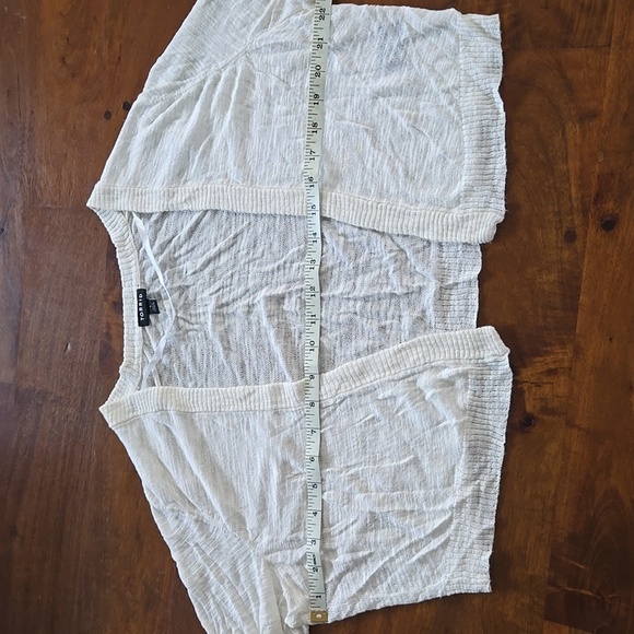 Torrid Cream Open-Front Three Quarter Sleeve Cropped Caridigan Shrug Size 1X - Picture 11 of 14